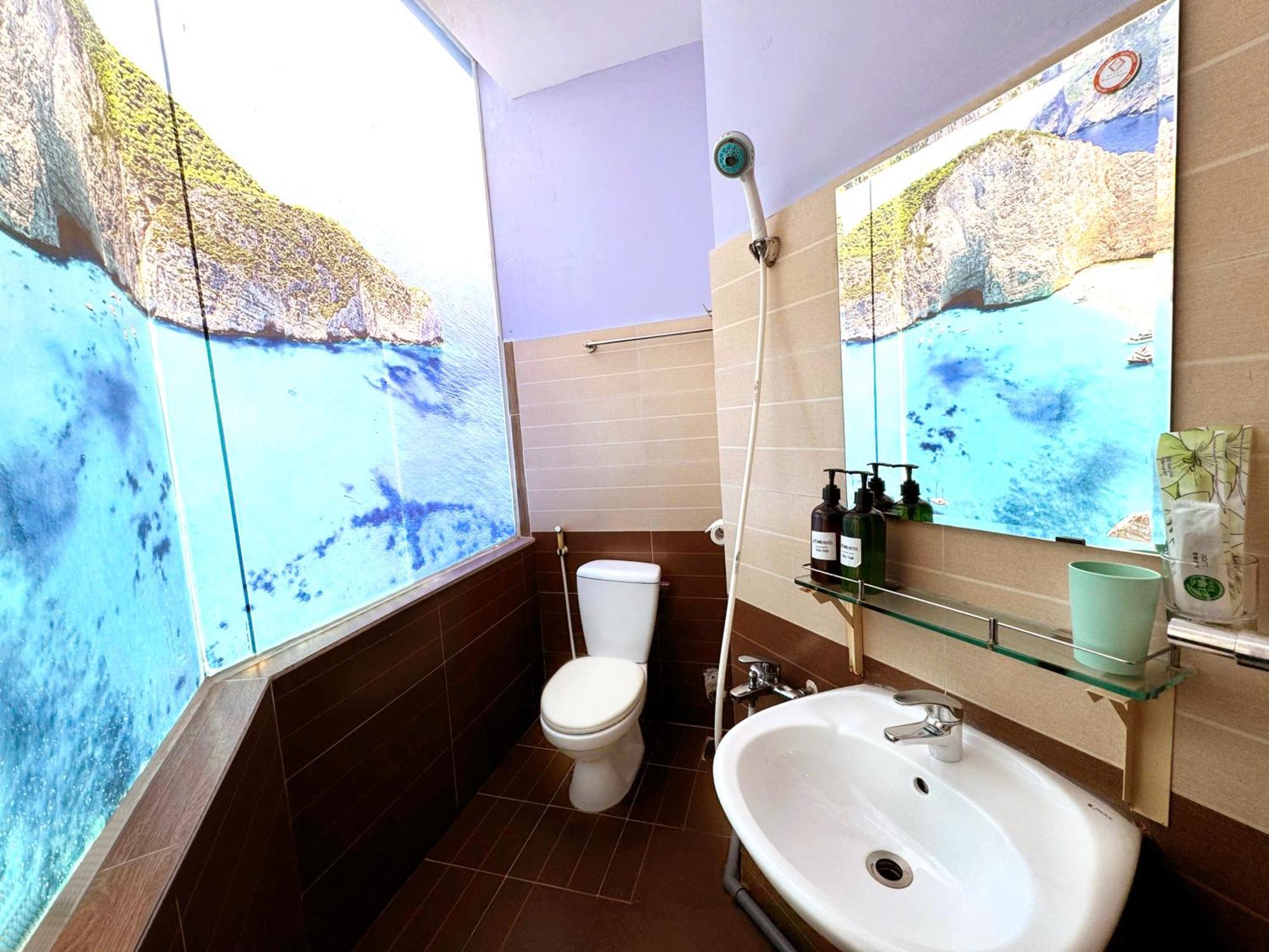 Khách sạn tình yêu Loove 3 *