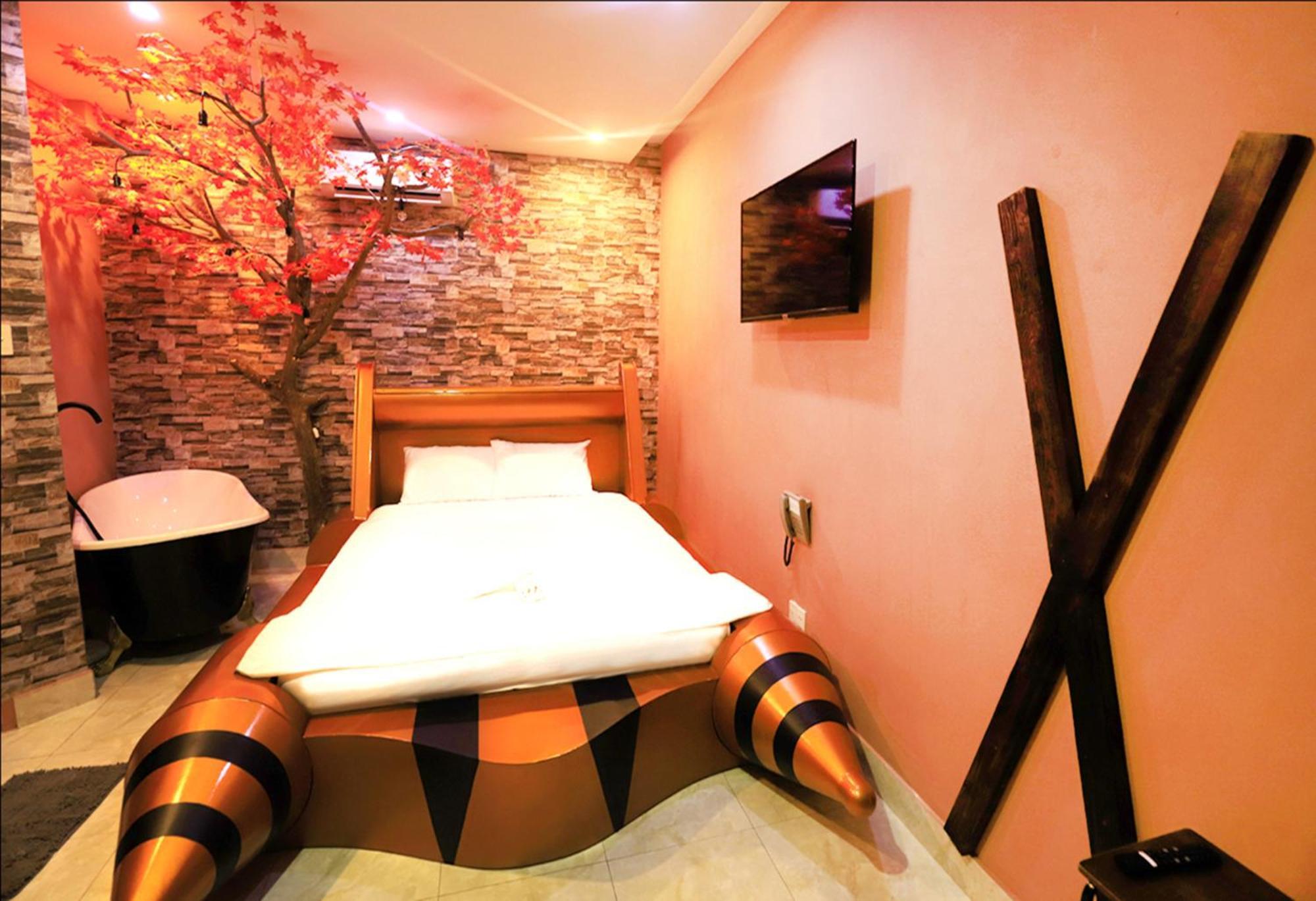 Loove 3 * TP. Hồ Chí Minh