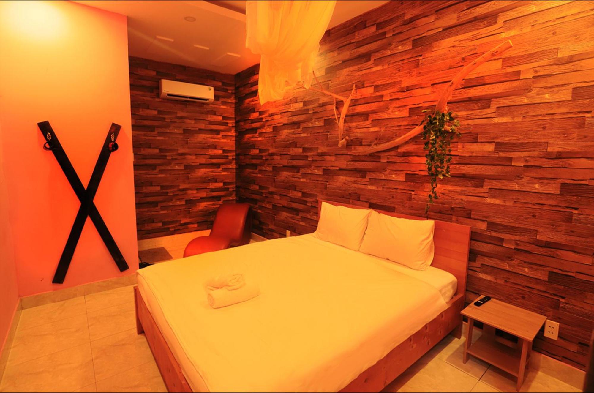 Loove 3 * Ho Chi Minh City